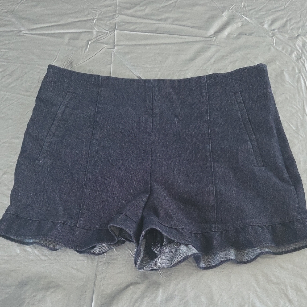 Women’s Ruffle Hem Knit Shorts - Dark Navy